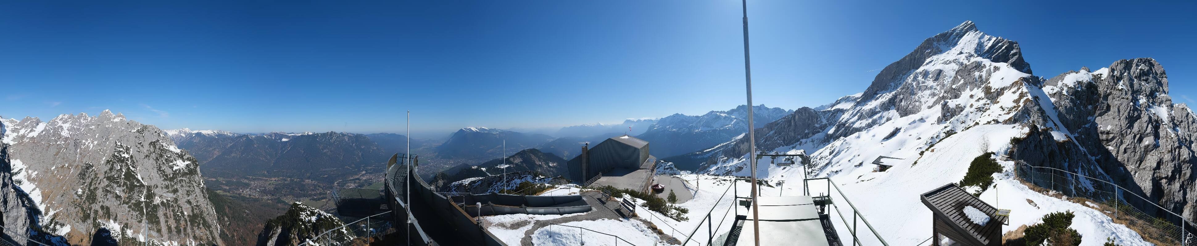 Archiv Foto Webcam Garmisch: Ausblick am Osterfelderkopf