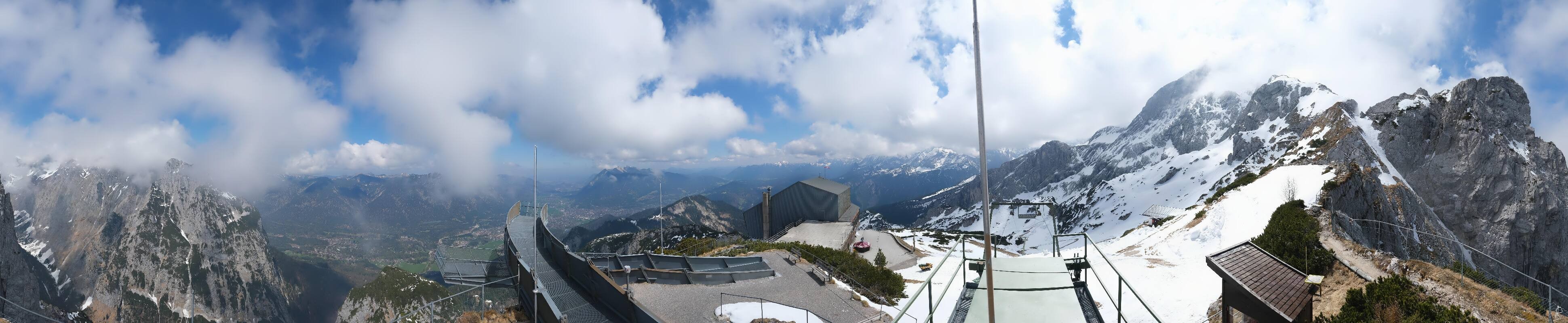 Archiv Foto Webcam Garmisch: Ausblick am Osterfelderkopf