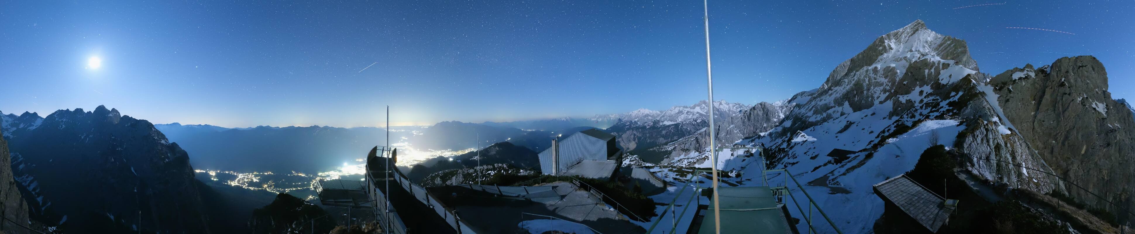 Archiv Foto Webcam Garmisch: Ausblick am Osterfelderkopf