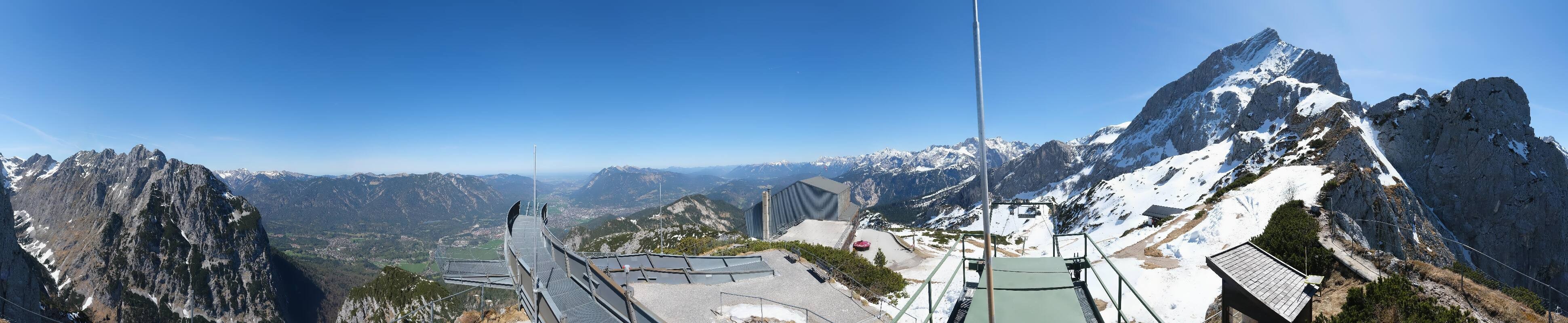 Archiv Foto Webcam Garmisch: Ausblick am Osterfelderkopf