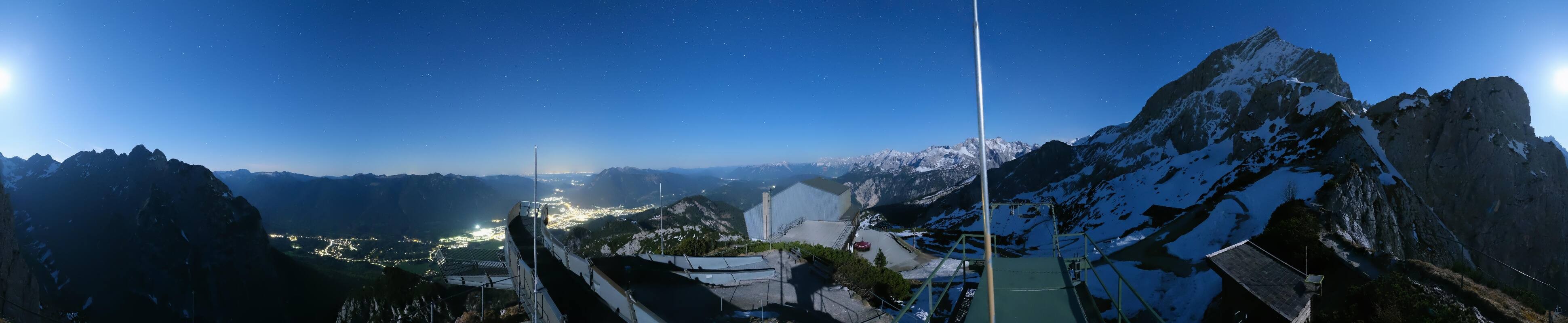 Archiv Foto Webcam Garmisch: Ausblick am Osterfelderkopf