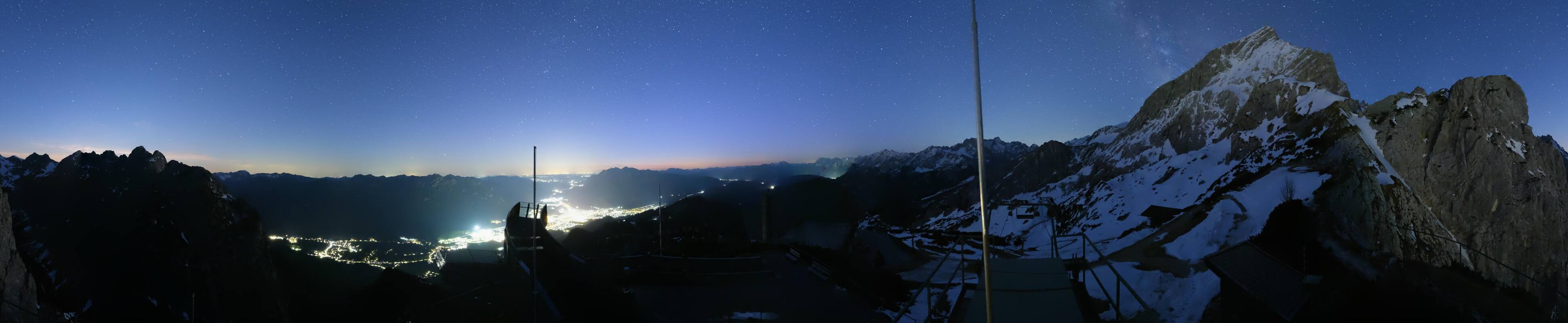 Archiv Foto Webcam Garmisch: Ausblick am Osterfelderkopf