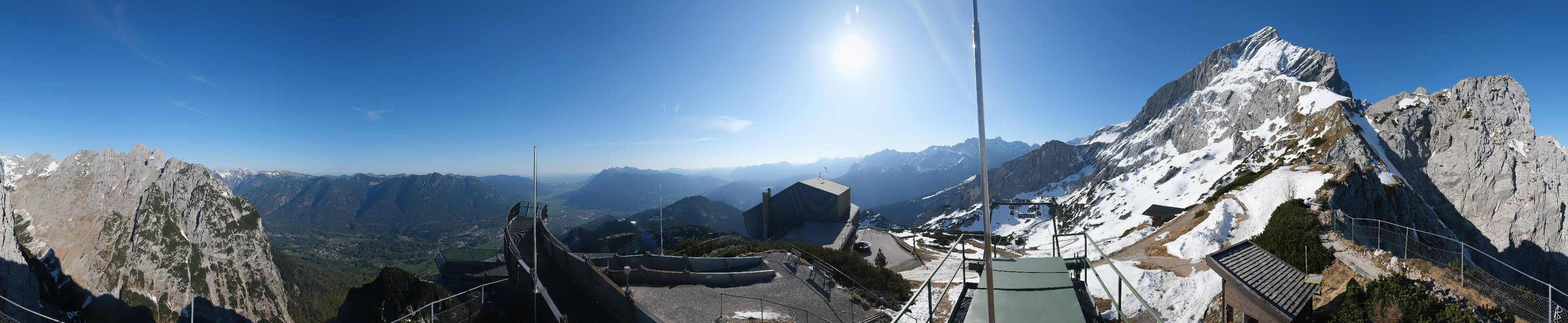 Archiv Foto Webcam Garmisch: Ausblick am Osterfelderkopf