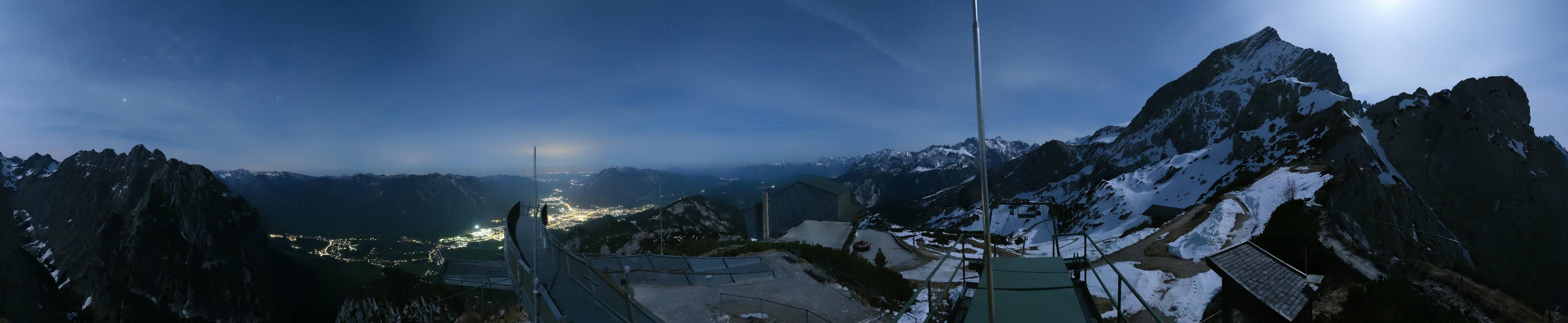 Archiv Foto Webcam Garmisch: Ausblick am Osterfelderkopf