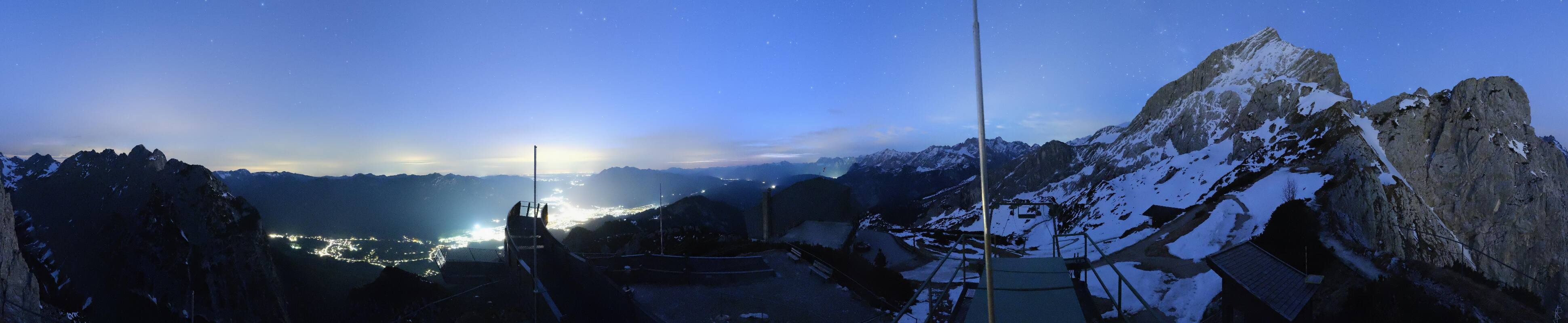 Archiv Foto Webcam Garmisch: Ausblick am Osterfelderkopf
