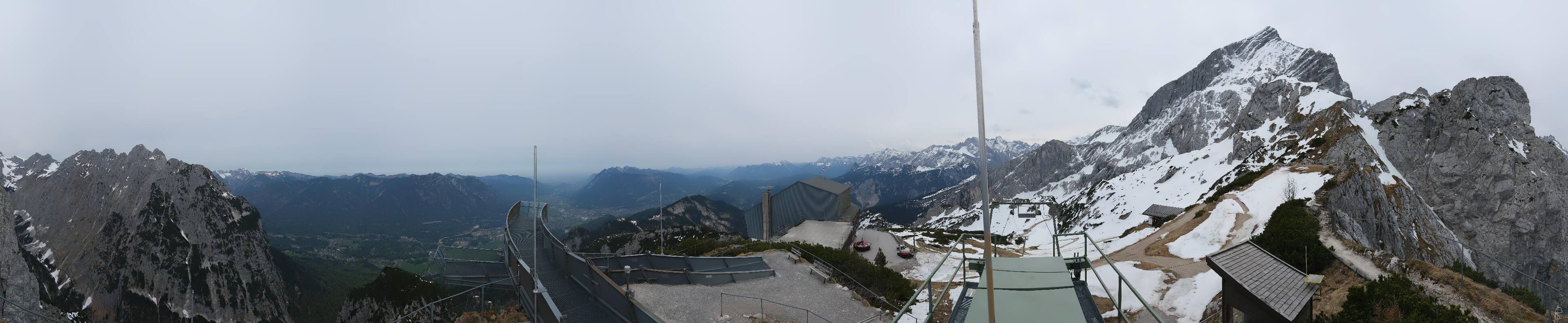 Archiv Foto Webcam Garmisch: Ausblick am Osterfelderkopf