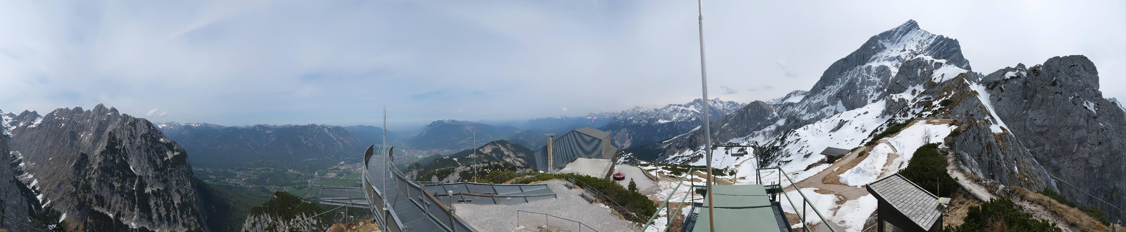 Archiv Foto Webcam Garmisch: Ausblick am Osterfelderkopf