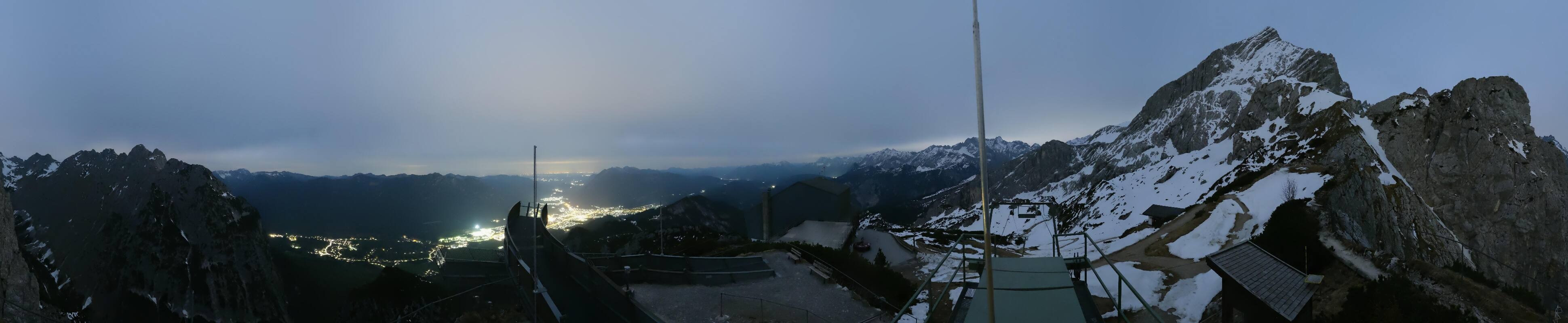 Archiv Foto Webcam Garmisch: Ausblick am Osterfelderkopf