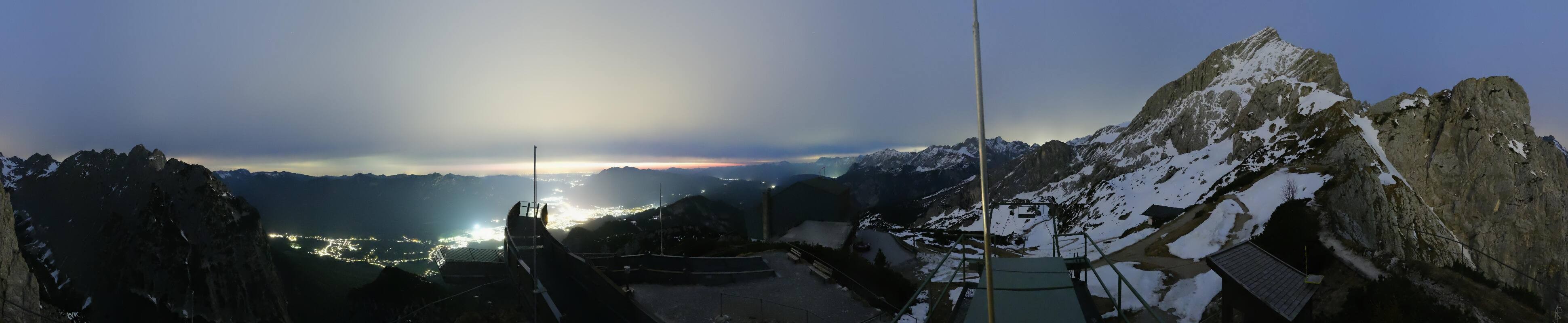 Archiv Foto Webcam Garmisch: Ausblick am Osterfelderkopf