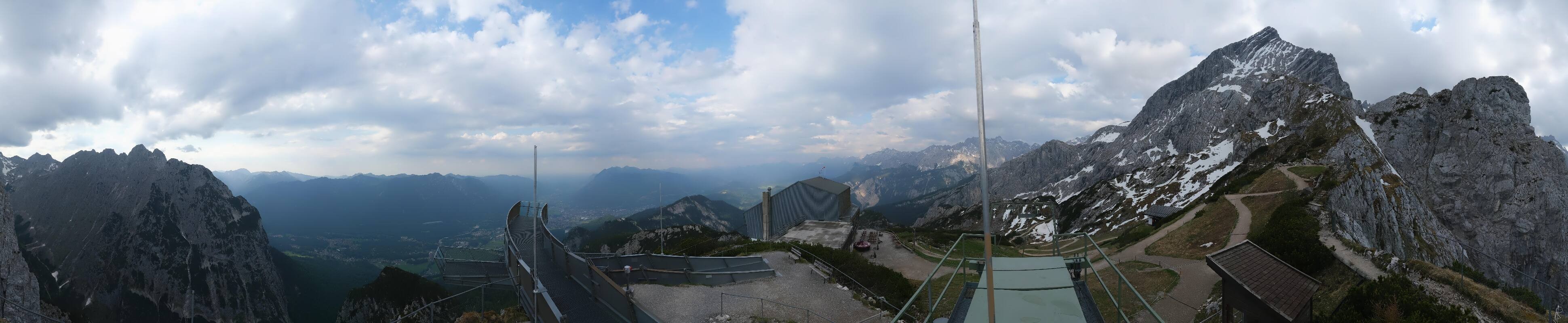 Archiv Foto Webcam Garmisch: Ausblick am Osterfelderkopf