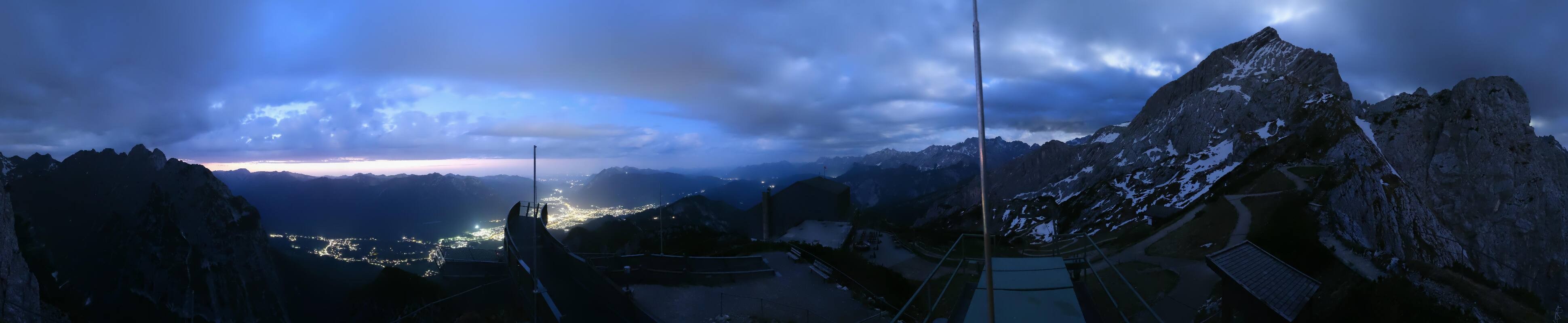 Archiv Foto Webcam Garmisch: Ausblick am Osterfelderkopf