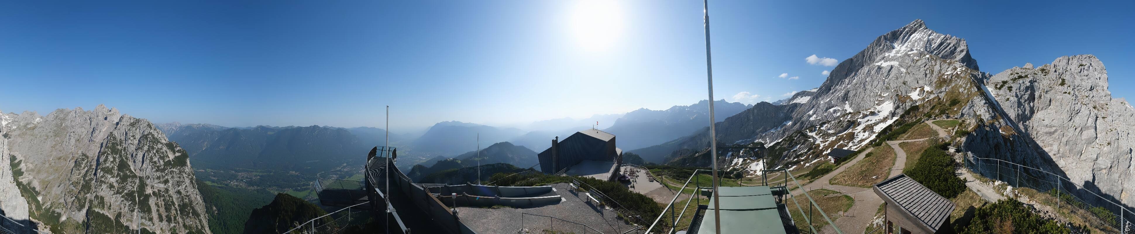 Archiv Foto Webcam Garmisch: Ausblick am Osterfelderkopf
