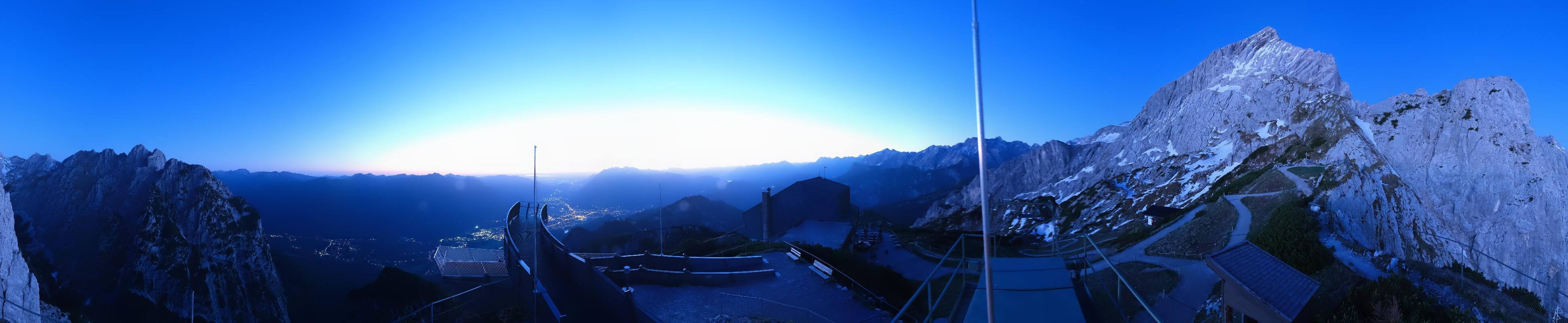 Archiv Foto Webcam Garmisch: Ausblick am Osterfelderkopf