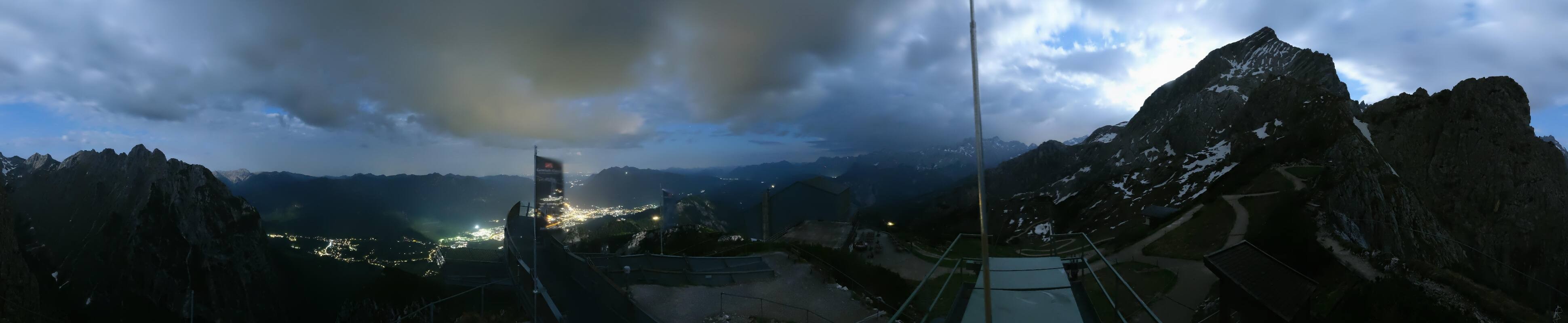 Archiv Foto Webcam Garmisch: Ausblick am Osterfelderkopf