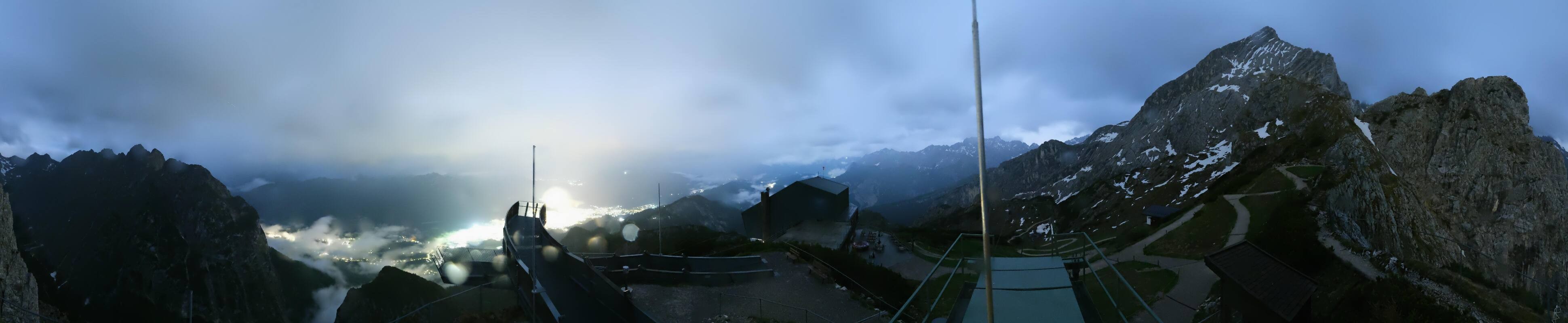 Archiv Foto Webcam Garmisch: Ausblick am Osterfelderkopf