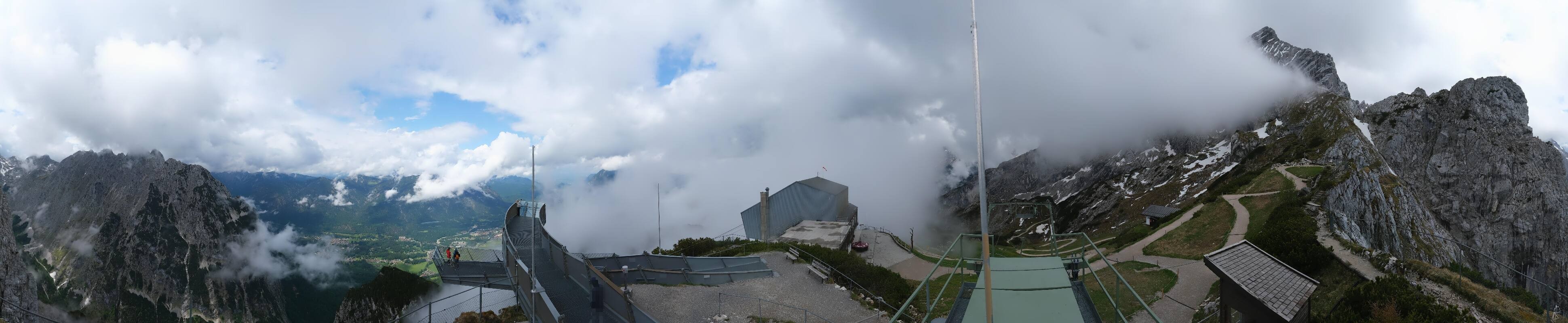 Archiv Foto Webcam Garmisch: Ausblick am Osterfelderkopf