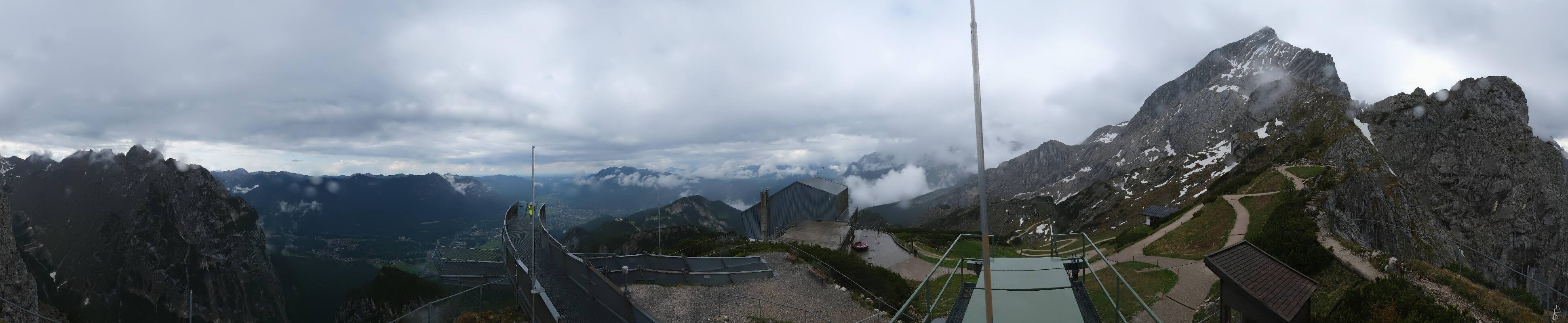 Archiv Foto Webcam Garmisch: Ausblick am Osterfelderkopf