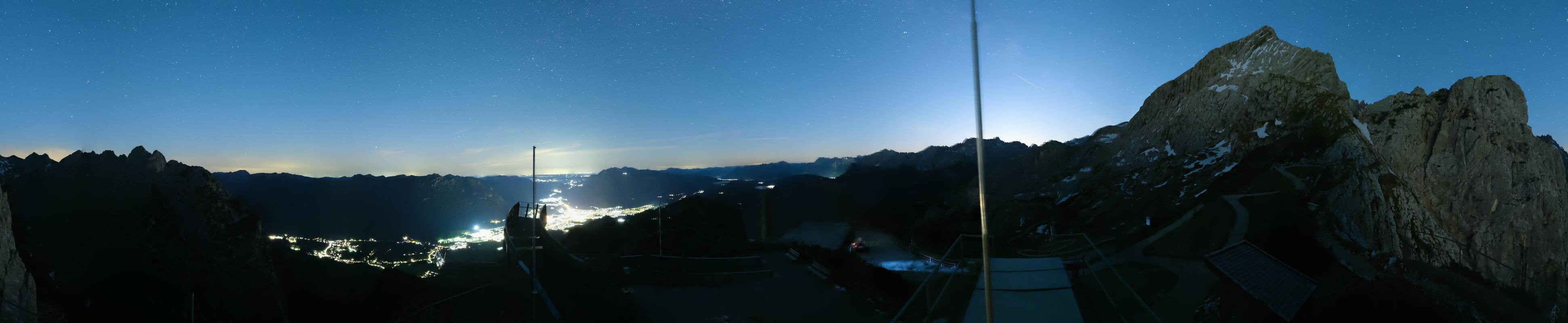 Archiv Foto Webcam Garmisch: Ausblick am Osterfelderkopf