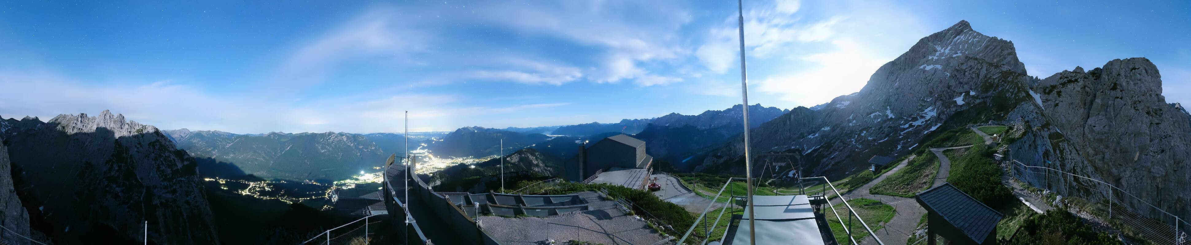 Archiv Foto Webcam Garmisch: Ausblick am Osterfelderkopf