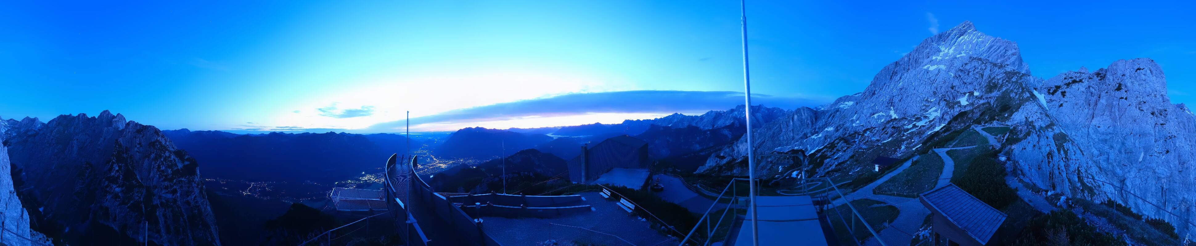 Archiv Foto Webcam Garmisch: Ausblick am Osterfelderkopf
