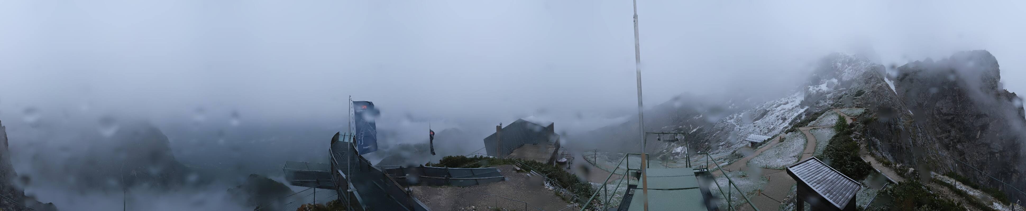 Archiv Foto Webcam Garmisch: Ausblick am Osterfelderkopf