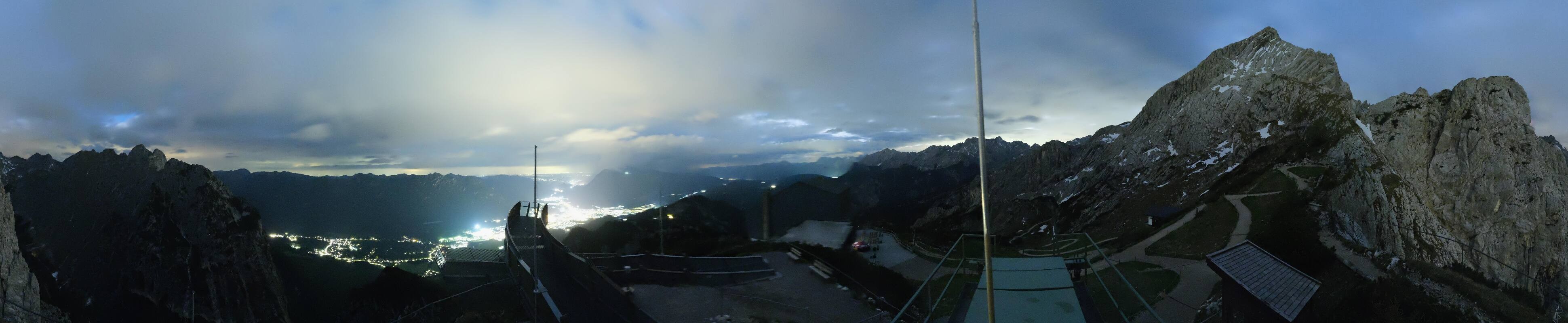 Archiv Foto Webcam Garmisch: Ausblick am Osterfelderkopf