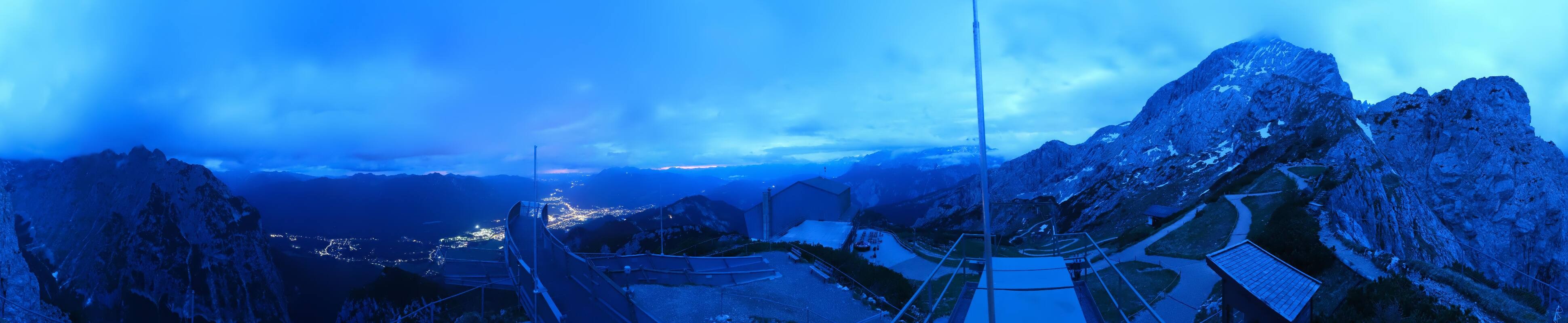 Archiv Foto Webcam Garmisch: Ausblick am Osterfelderkopf