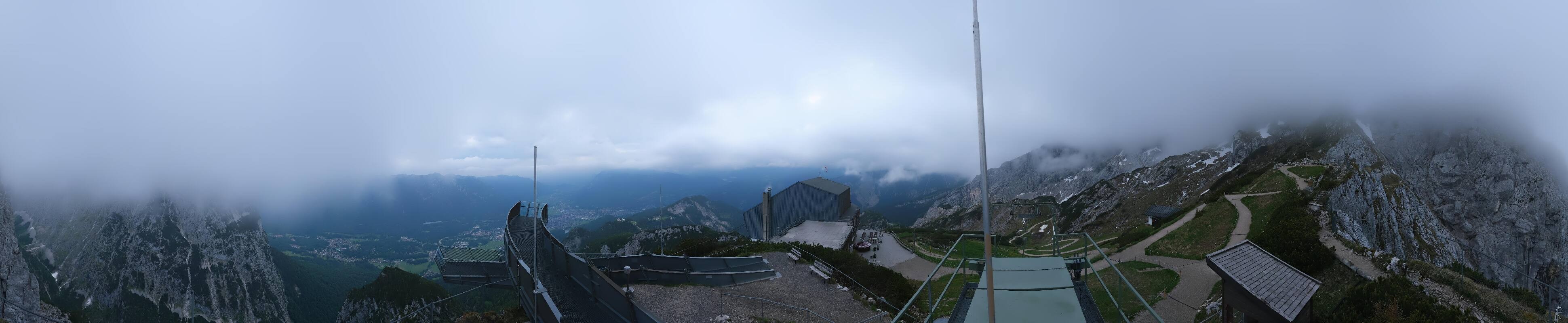 Archiv Foto Webcam Garmisch: Ausblick am Osterfelderkopf