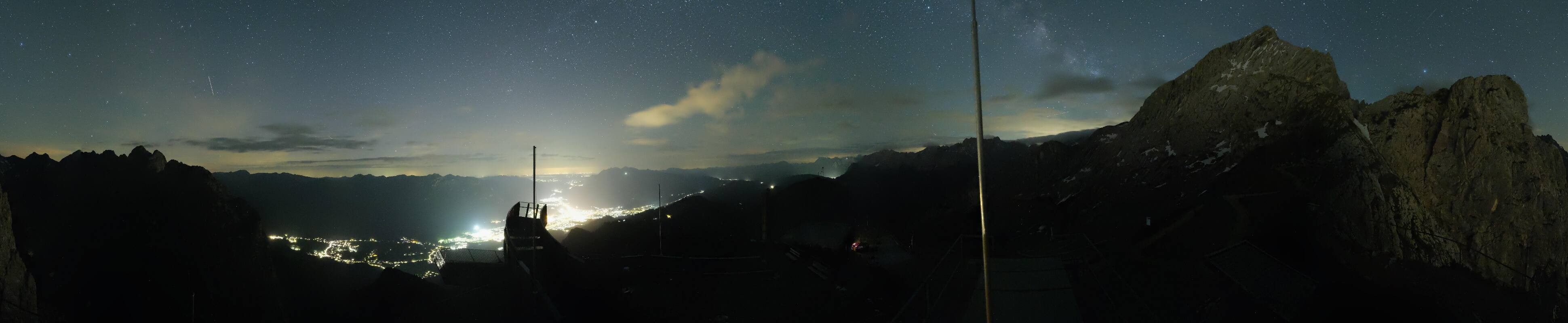 Archiv Foto Webcam Garmisch: Ausblick am Osterfelderkopf