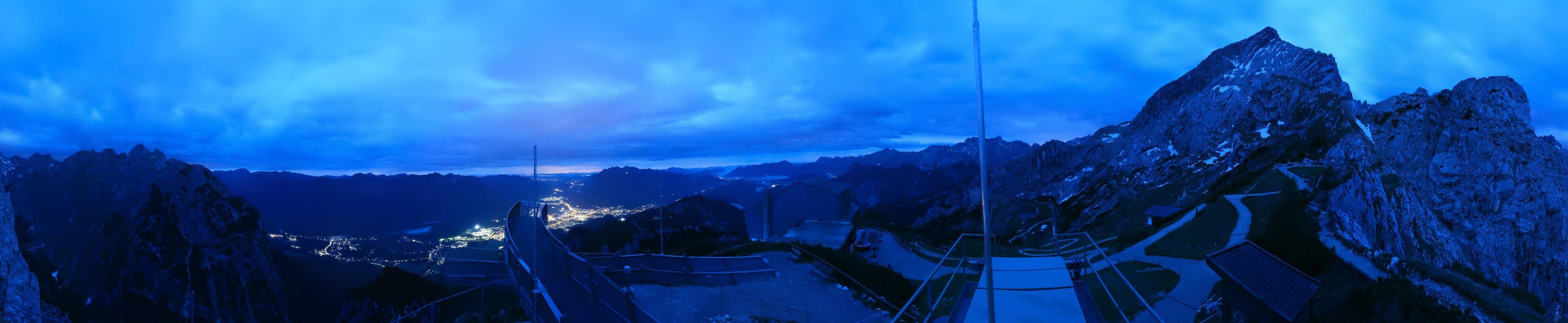 Archiv Foto Webcam Garmisch: Ausblick am Osterfelderkopf