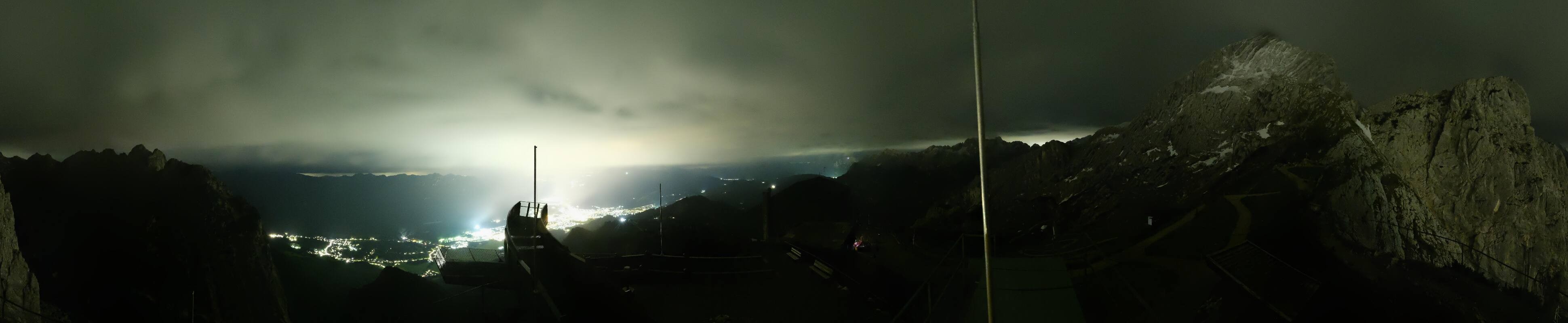 Archiv Foto Webcam Garmisch: Ausblick am Osterfelderkopf