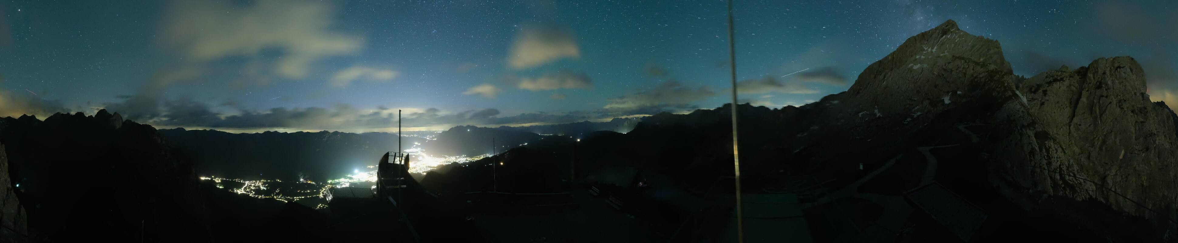 Archiv Foto Webcam Garmisch: Ausblick am Osterfelderkopf