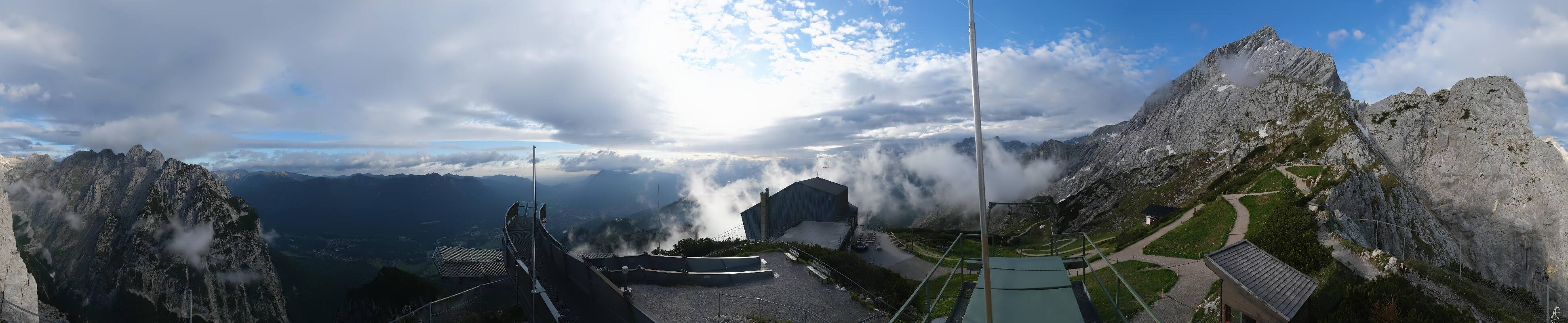 Archiv Foto Webcam Garmisch: Ausblick am Osterfelderkopf