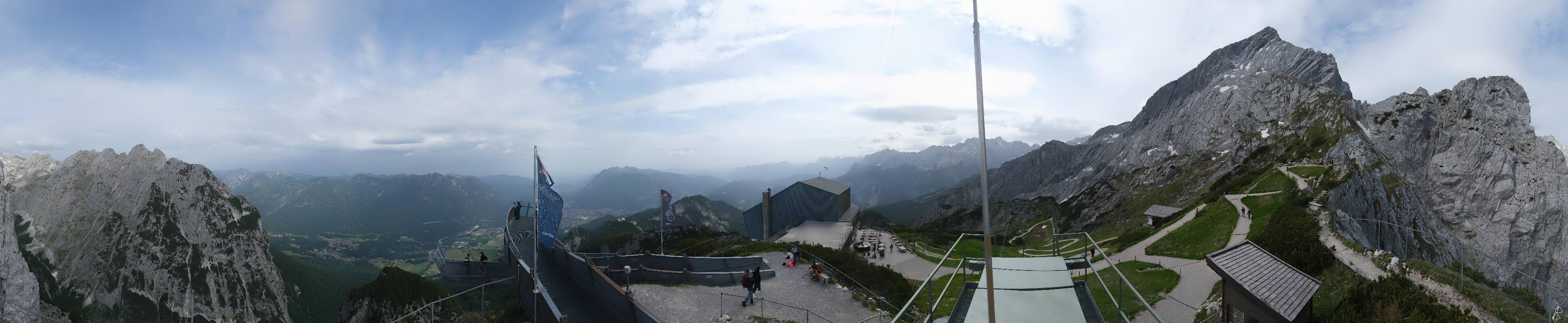 Archiv Foto Webcam Garmisch: Ausblick am Osterfelderkopf