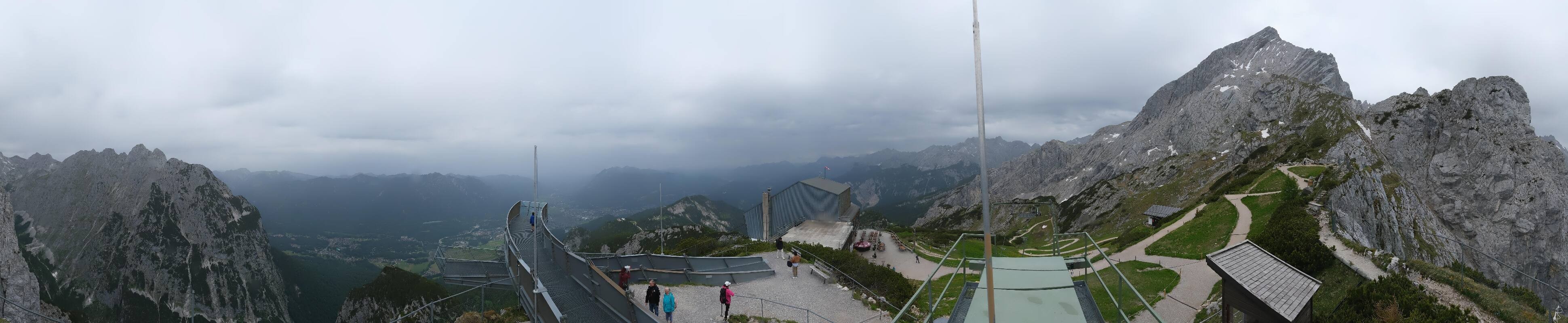 Archiv Foto Webcam Garmisch: Ausblick am Osterfelderkopf