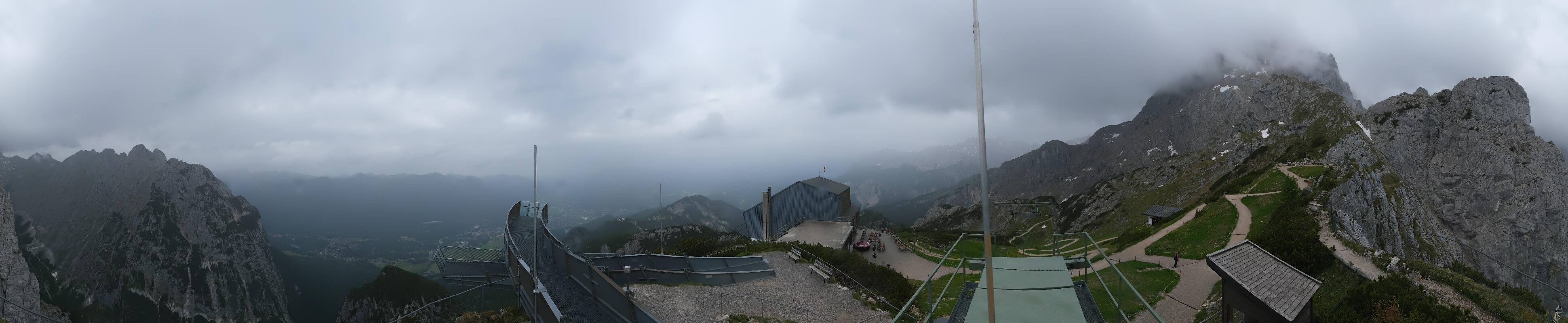 Archiv Foto Webcam Garmisch: Ausblick am Osterfelderkopf