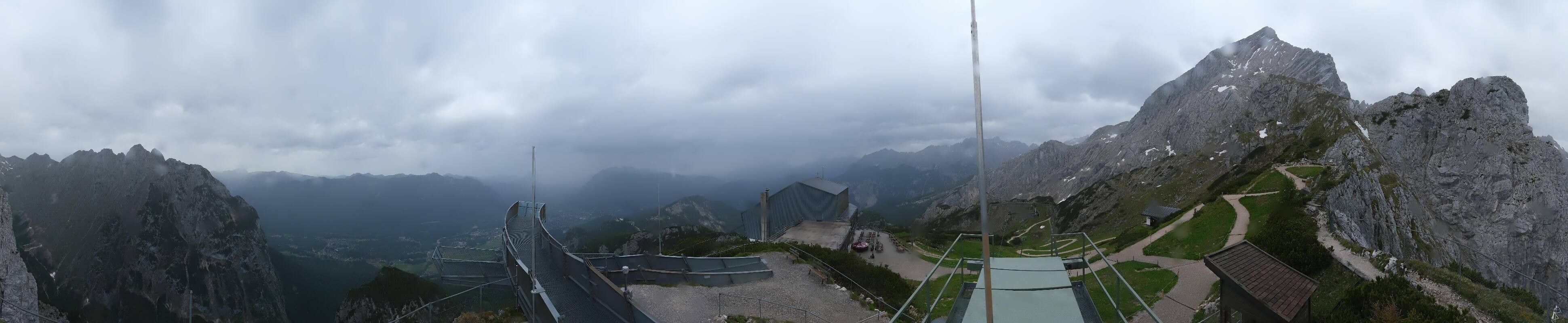Archiv Foto Webcam Garmisch: Ausblick am Osterfelderkopf