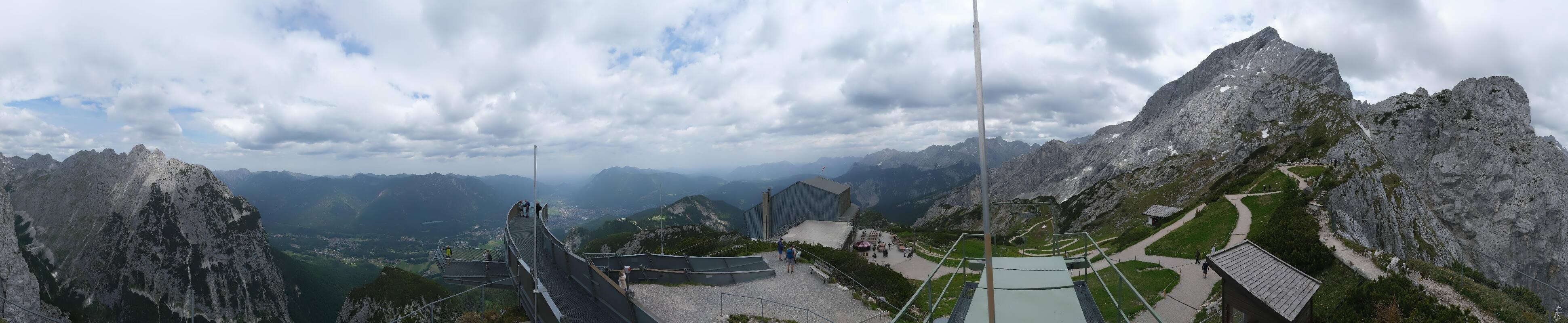 Archiv Foto Webcam Garmisch: Ausblick am Osterfelderkopf