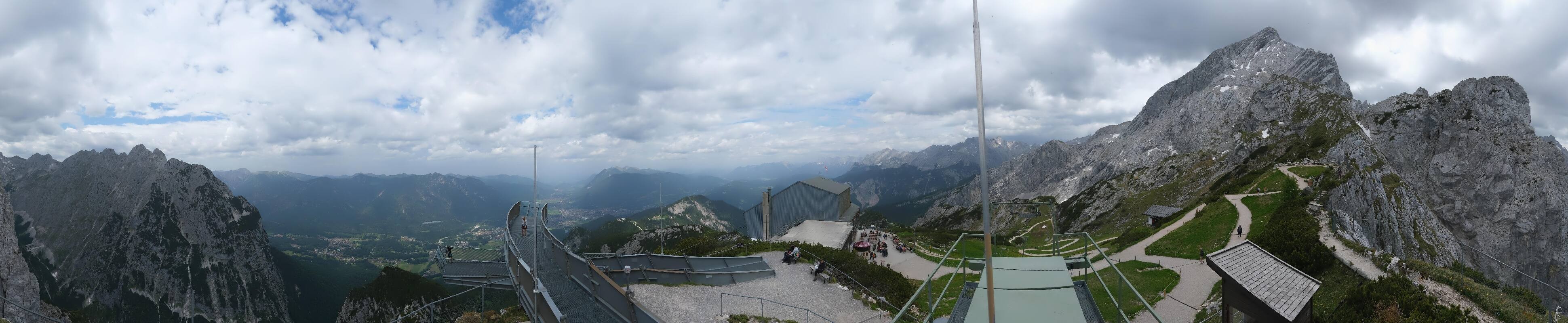 Archiv Foto Webcam Garmisch: Ausblick am Osterfelderkopf