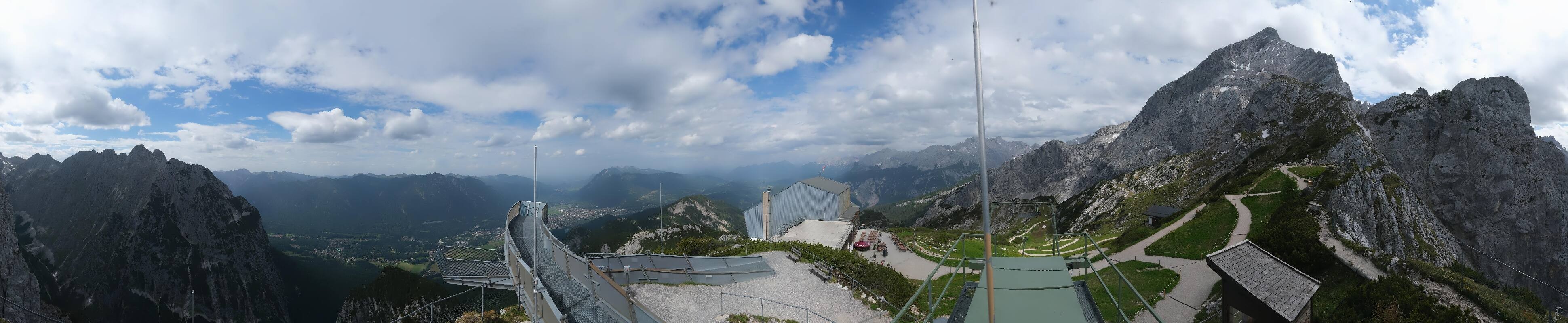 Archiv Foto Webcam Garmisch: Ausblick am Osterfelderkopf