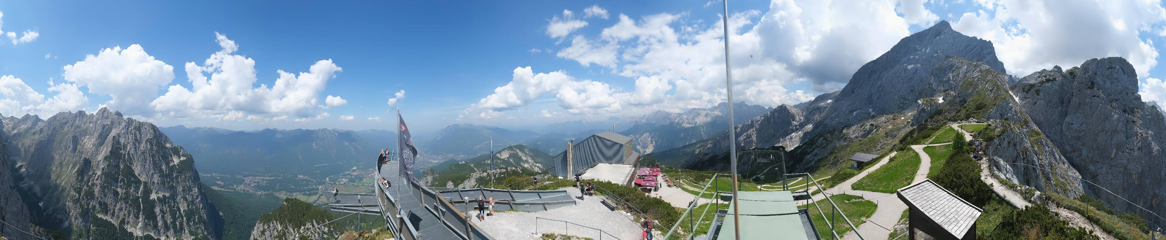 Archiv Foto Webcam Garmisch: Ausblick am Osterfelderkopf