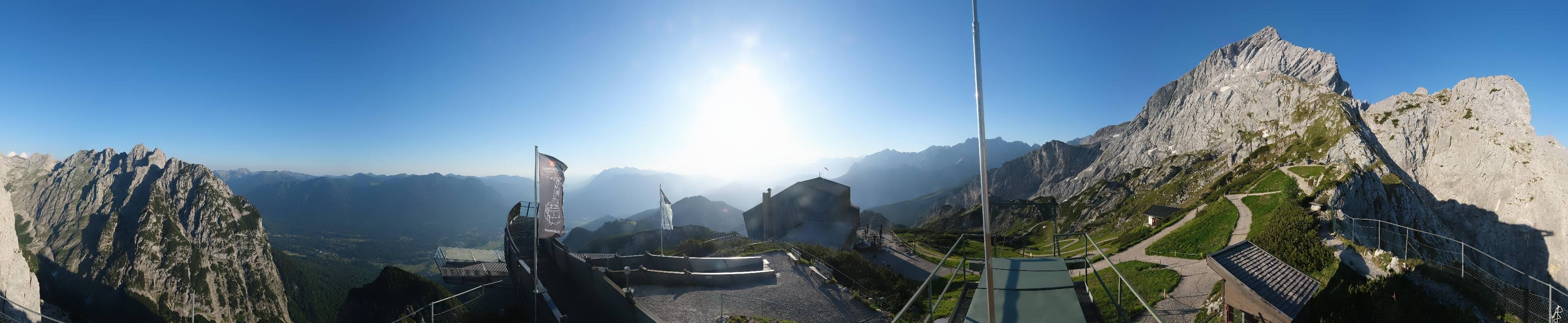 Archiv Foto Webcam Garmisch: Ausblick am Osterfelderkopf