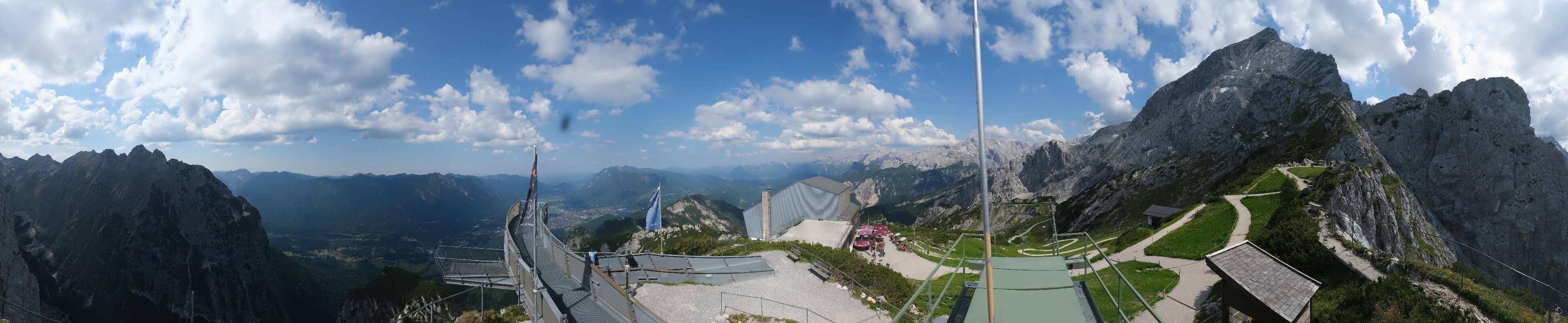 Archiv Foto Webcam Garmisch: Ausblick am Osterfelderkopf