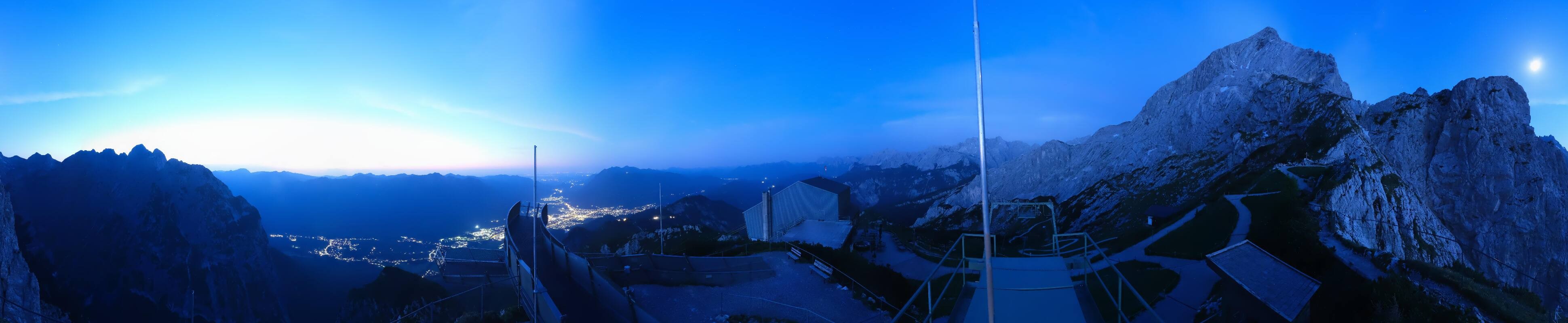 Archiv Foto Webcam Garmisch: Ausblick am Osterfelderkopf