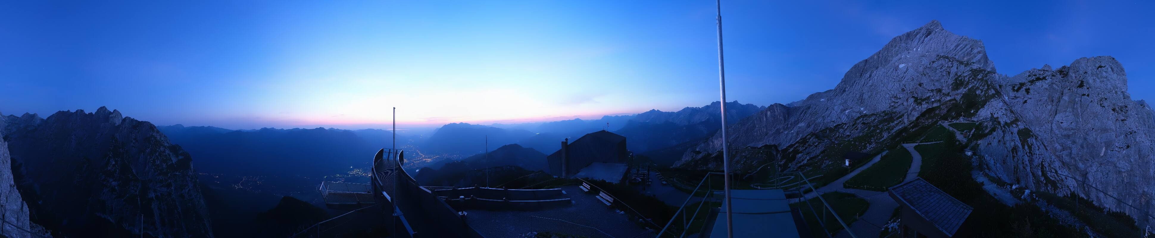 Archiv Foto Webcam Garmisch: Ausblick am Osterfelderkopf
