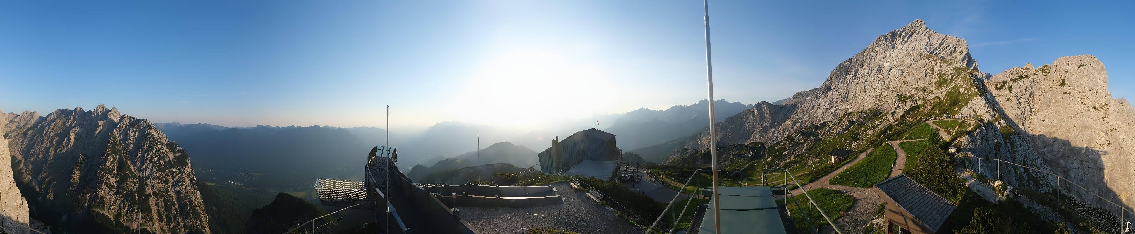 Archiv Foto Webcam Garmisch: Ausblick am Osterfelderkopf
