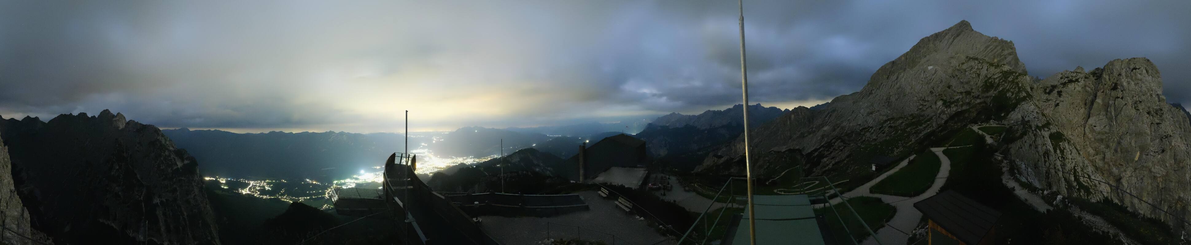 Archiv Foto Webcam Garmisch: Ausblick am Osterfelderkopf