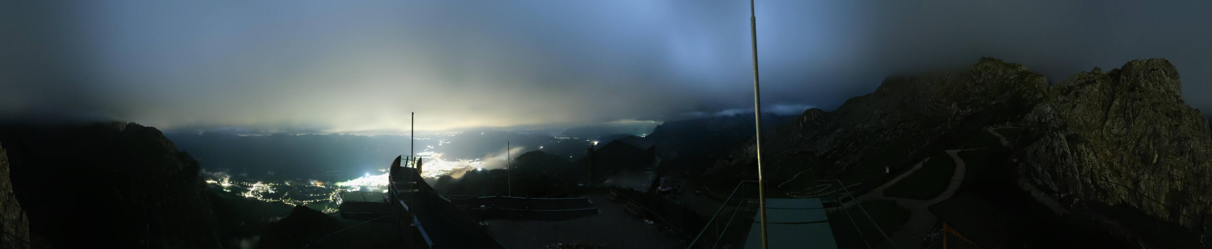 Archiv Foto Webcam Garmisch: Ausblick am Osterfelderkopf