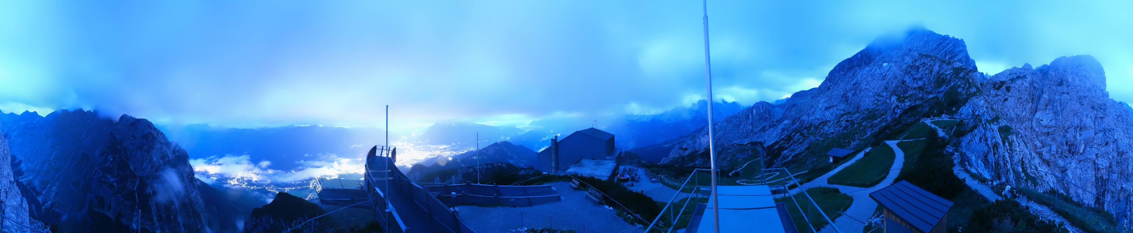 Archiv Foto Webcam Garmisch: Ausblick am Osterfelderkopf