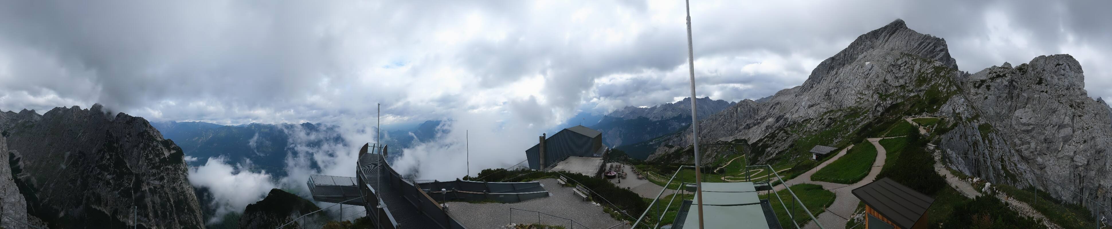 Archiv Foto Webcam Garmisch: Ausblick am Osterfelderkopf